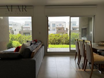 Departamento en Venta 4 amb. con jardín , en Los Senderos, Nordelta
