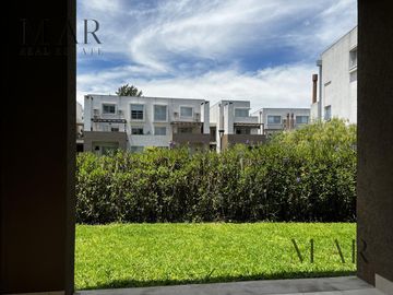 Departamento en Venta 4 amb. con jardín , en Los Senderos, Nordelta