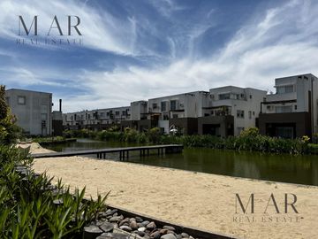 Departamento en Venta 4 amb. con jardín , en Los Senderos, Nordelta