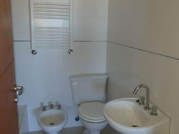 VENTA Dpto 2 dormitorios en el centro de Neuquen