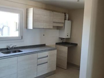 VENTA Dpto 2 dormitorios en el centro de Neuquen