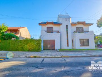 Casa en venta en Martinez 5 amb con cochera