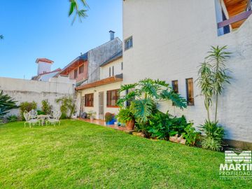 Casa en venta en Martinez 5 amb con cochera