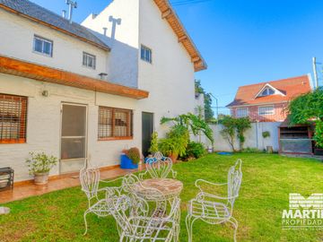 Casa en venta en Martinez 5 amb con cochera