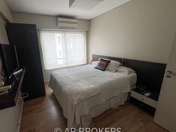 3 ambientes en Torre Constantini,  Piso Alto, seguridad 24 hs