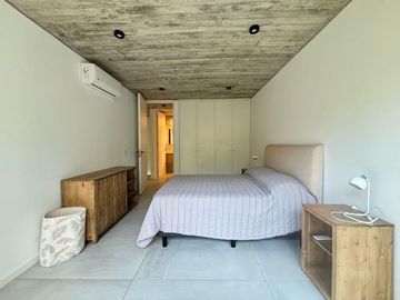 Casa en Alquiler - Barrio Senderos IV Lote 276 de Costa Esmeralda - Fondo arbolado y privado