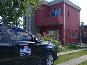 VENTA CON RENTA Casa 3 dormitorios en  Área 1 SAN SEBASTIAN MB
