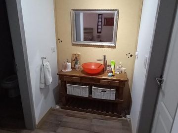 VENTA CON RENTA Casa 3 dormitorios en  Área 1 SAN SEBASTIAN MB