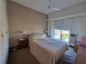 Departamento  -  venta  -  San Isidro  - 4 ambientes -