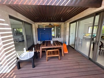 Casa  en Venta 5 dormitorios en El Golf, Nordelta, Tigre