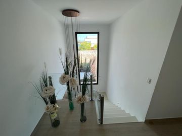 Casa  en Venta 5 dormitorios en El Golf, Nordelta, Tigre