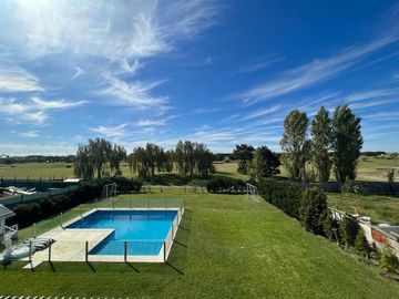 Casa  en Venta 5 dormitorios en El Golf, Nordelta, Tigre