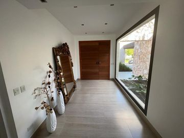 Casa  en Venta 5 dormitorios en El Golf, Nordelta, Tigre