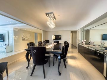 Departamento - Venta - 6 Ambientes - Las Cañitas