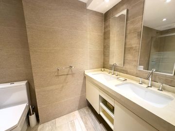 Departamento - Venta - 6 Ambientes - Las Cañitas