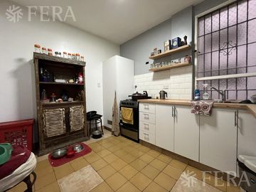 Venta Departamento 4 ambientes con balcón en Caballito