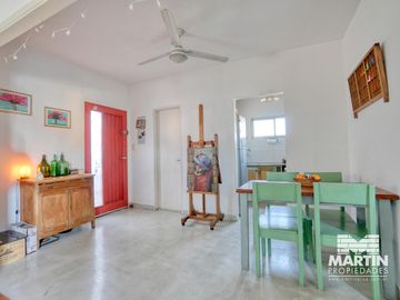 Casa PH en venta en Carapachay 3 ambientes, con patio. A 4 cuadras de Av Mitre.