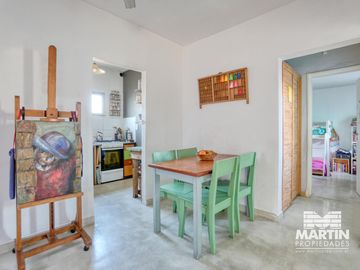 Casa PH en venta en Carapachay 3 ambientes, con patio. A 4 cuadras de Av Mitre.