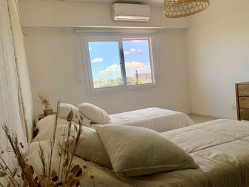Casa en venta 4 amb. c/ dep. y Pileta Lote interno con vista al Golf!!