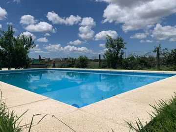Casa en venta 4 amb. c/ dep. y Pileta Lote interno con vista al Golf!!