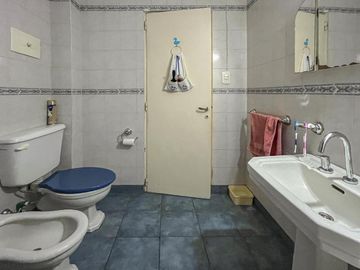 Departamento de 3 dormitorios más dependencias de servicio en Barrio Martin