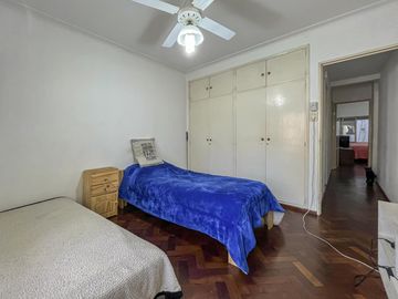 Departamento de 3 dormitorios más dependencias de servicio en Barrio Martin