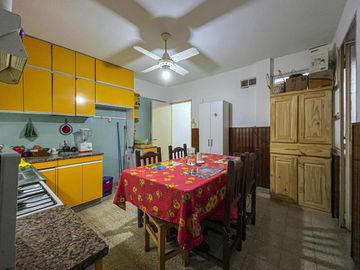 Departamento de 3 dormitorios más dependencias de servicio en Barrio Martin