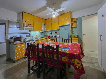 Departamento de 3 dormitorios más dependencias de servicio en Barrio Martin