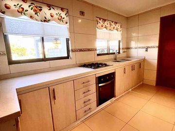 SE VENDE CASA CONDOMINIO EL GOLF RINCONADA
