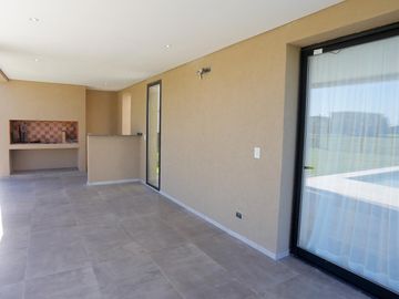 Casa a estrenar en Terralagos Alquiler