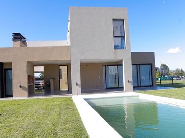 Casa a estrenar en Terralagos Alquiler