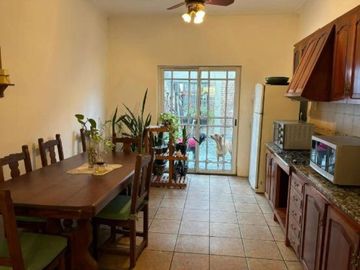 PH en venta - 4 Dormitorios 2 Baños - 141Mts2 - Tolosa