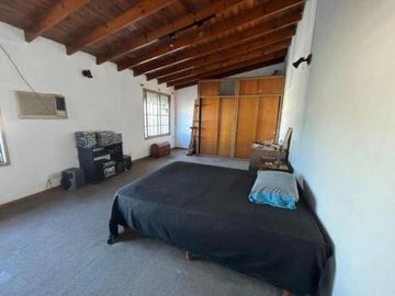 PH en venta - 4 Dormitorios 2 Baños - 141Mts2 - Tolosa