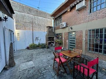 PH en venta - 4 Dormitorios 2 Baños - 141Mts2 - Tolosa