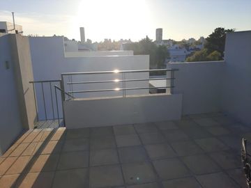 Villa Devoto - 2  amb imperdible duplex! con cochera y terraza propia!BENITO JUÁREZ Y SIMBRON
