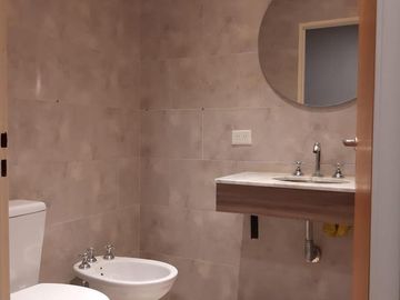Villa Devoto - 2  amb imperdible duplex! con cochera y terraza propia!BENITO JUÁREZ Y SIMBRON