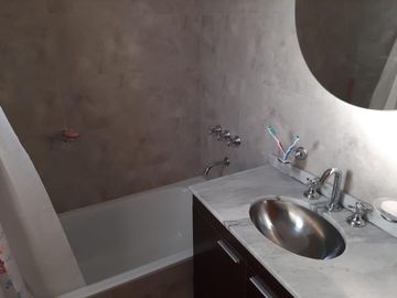 Villa Devoto - 2  amb imperdible duplex! con cochera y terraza propia!BENITO JUÁREZ Y SIMBRON