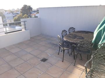 Villa Devoto - 2  amb imperdible duplex! con cochera y terraza propia!BENITO JUÁREZ Y SIMBRON