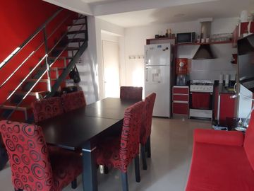 Villa Devoto - 2  amb imperdible duplex! con cochera y terraza propia!BENITO JUÁREZ Y SIMBRON