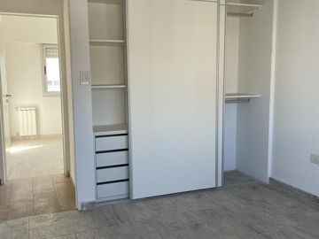 ALQUILER  DE  DEPARTAMENTO 3 AMB CON COCHERA A ESTRENAR