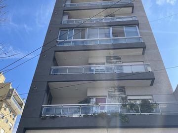 ALQUILER  DE  DEPARTAMENTO 3 AMB CON COCHERA A ESTRENAR