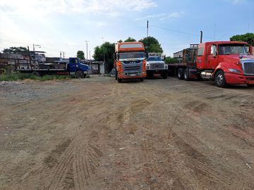 Terreno en  venta  en Pascuales al lado de Mercado Municipal  SanS