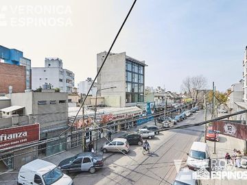 Departamento de cuatro ambientes en venta, Castelar.