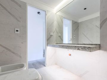 VENTA/ FINANCIACION - Departamento - 2 dormitorios - Balcón y amenities - Martin, Rosario