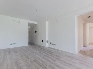 VENTA/ FINANCIACION - Departamento - 2 dormitorios - Balcón y amenities - Martin, Rosario
