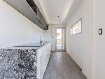 VENTA/ FINANCIACION - Departamento - 2 dormitorios - Balcón y amenities - Martin, Rosario