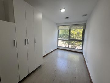 Exclusivo alquiler sin muebles	en el destacado Madero Center