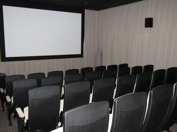 Exclusivo alquiler sin muebles	en el destacado Madero Center