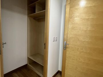 Exclusivo alquiler sin muebles	en el destacado Madero Center