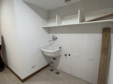 Exclusivo alquiler sin muebles	en el destacado Madero Center